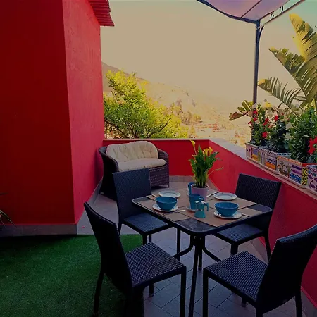 別荘 Villino Rosso タオルミーナ